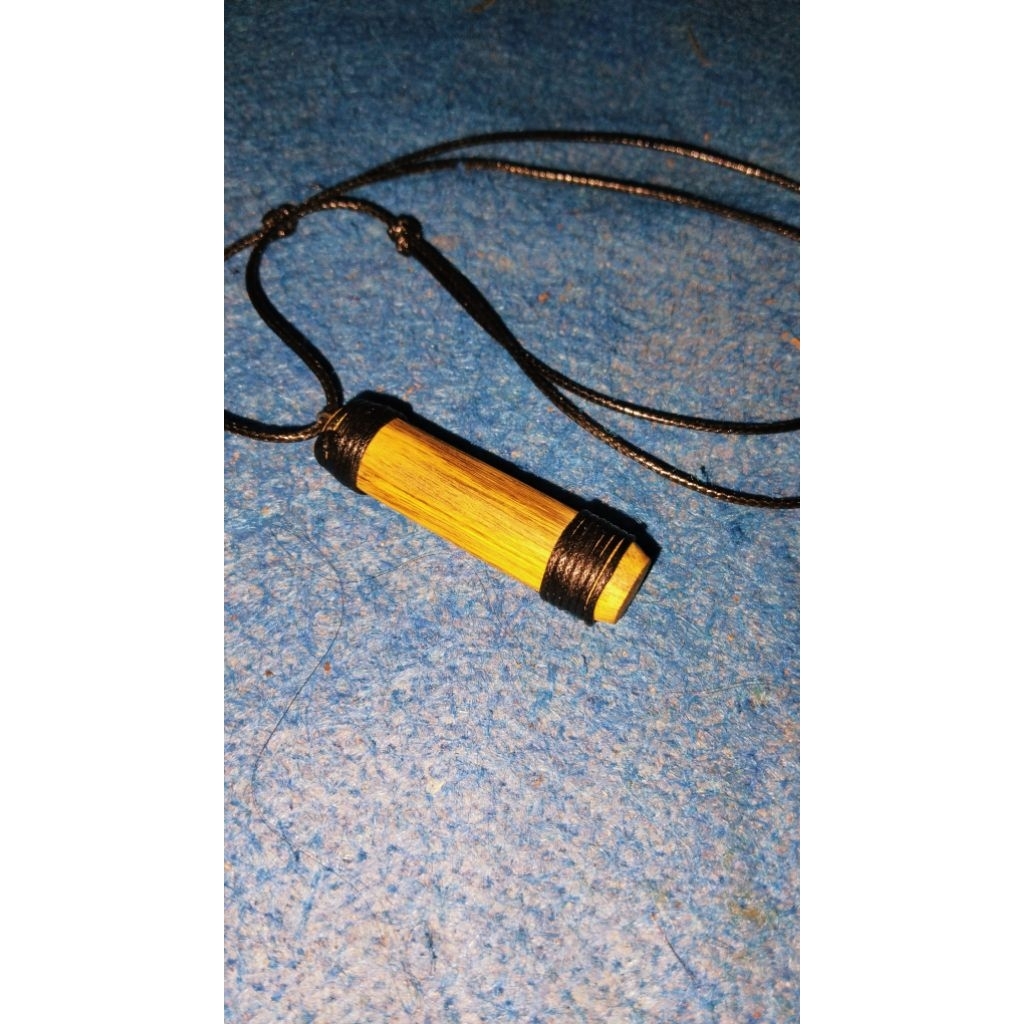 kalung etnik kayu penunduk/tas betina/kalung pria/kalung wanita/emas/unisek/vintaqe/benang