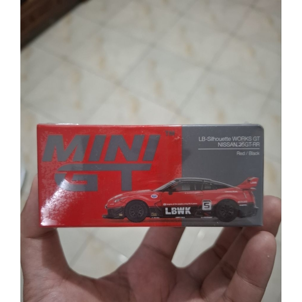 Mini GT R35 LBWK Sillhoute