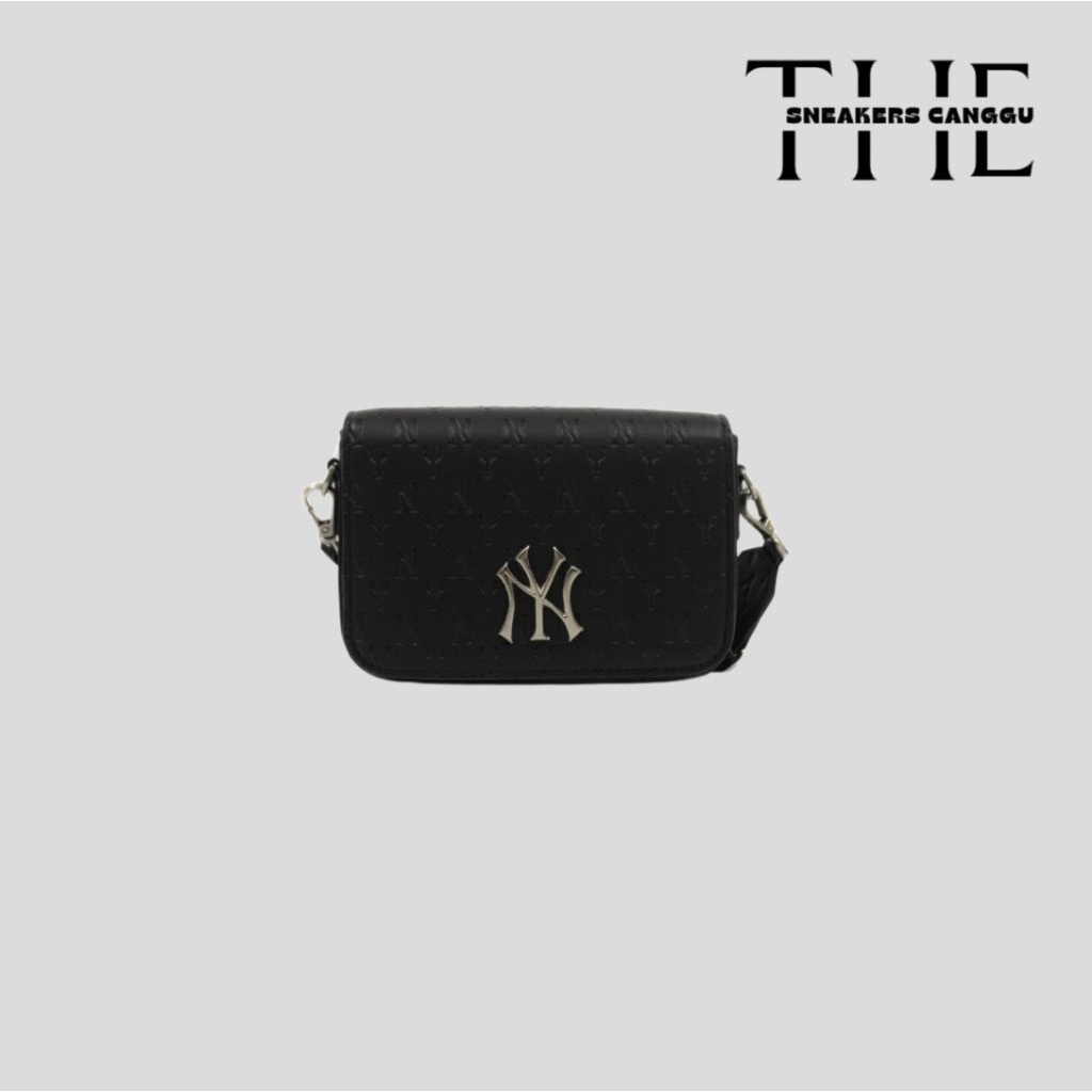 MLB MONOGRAM DIAMOND EMBO CROSSBODY BAG