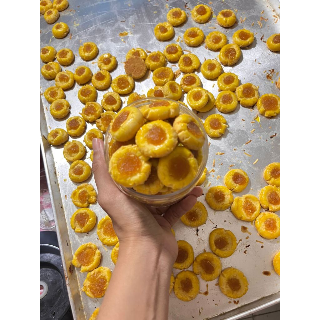 

ue Kering Homemade Nastar/ Putri Salju/ Keju/ Sagu Keju/ Coklat Mede 400ml Butter Wangi Dijamin