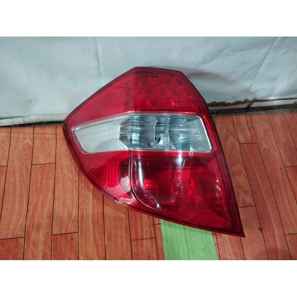 stoplamp lampu rem belakang honda jazz ge8 2011 2012 2013 bagian kiri original second