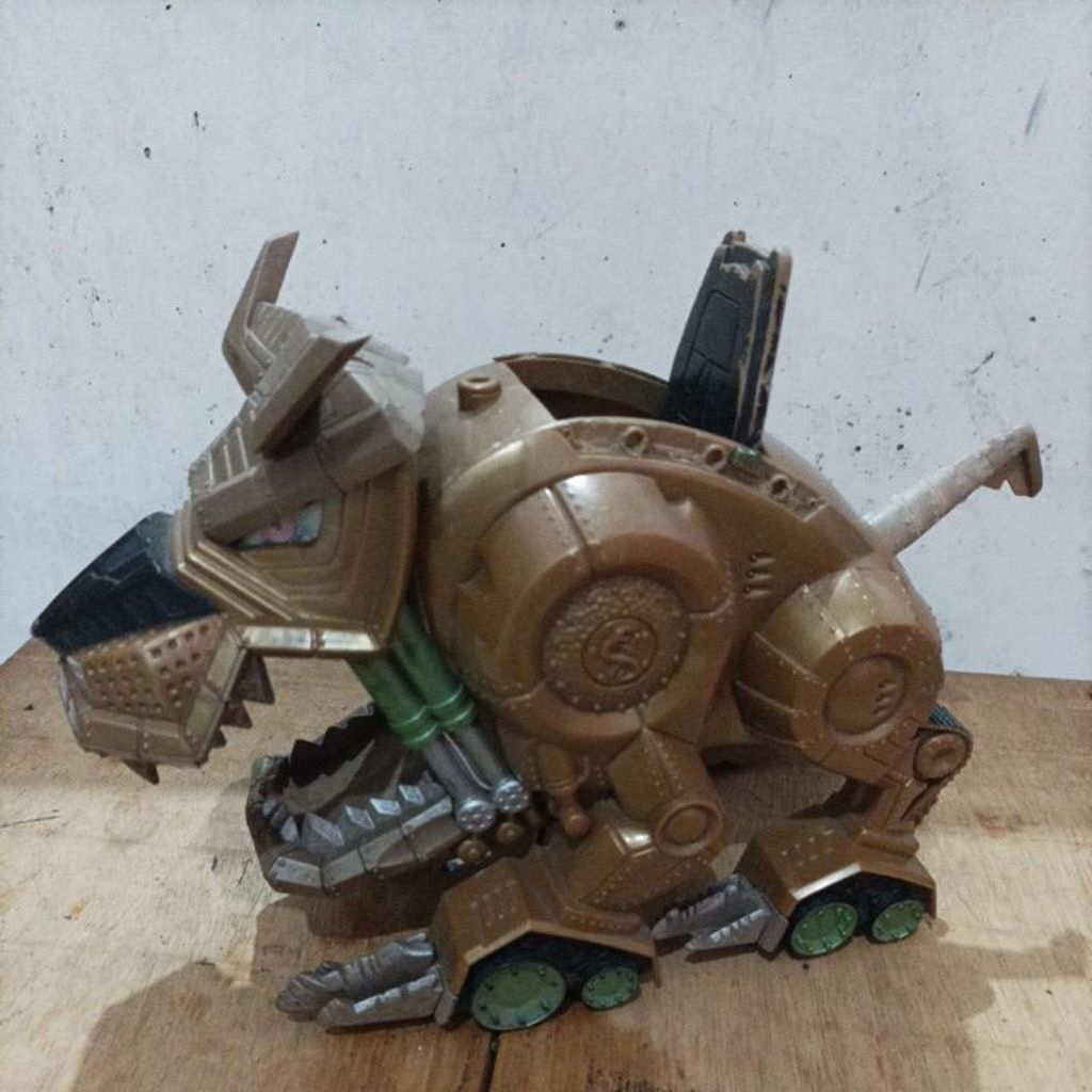 He Man Master of the universe Spitbull ori