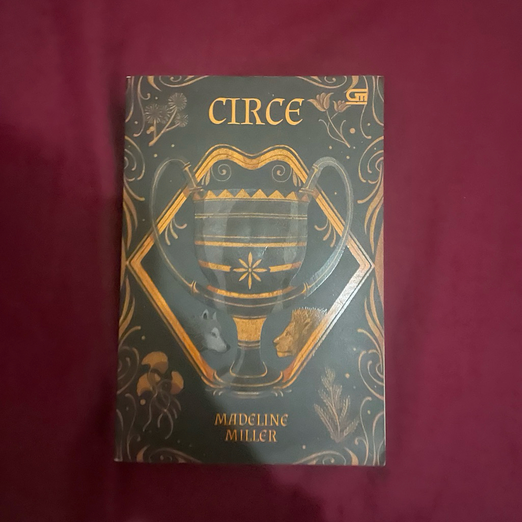 PRELOVED CIRCE-MADELINE MILLER