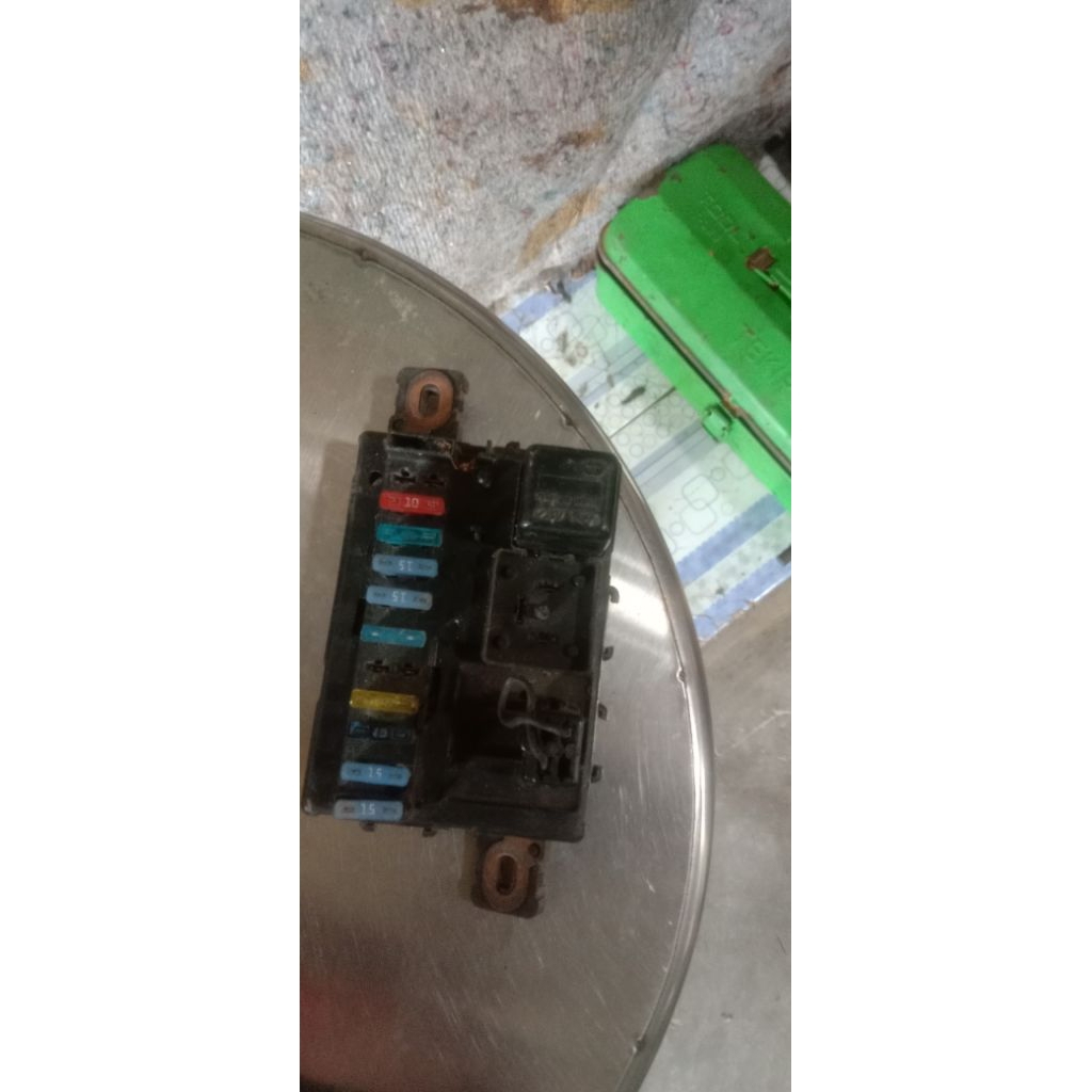 box sekring Daihatsu charade classy winner g102