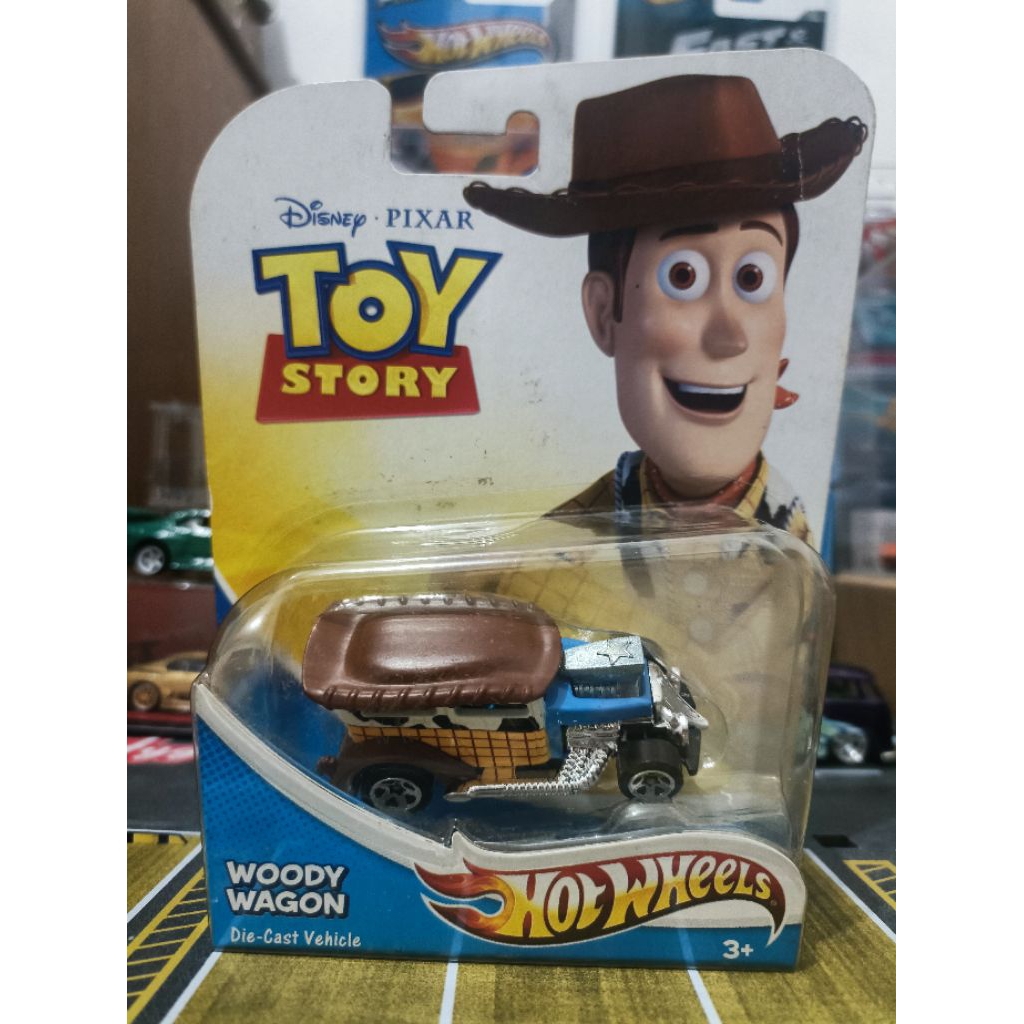Hot Wheels Woody Disney Pixar "Toy Story" + Bonus Figur Woody dari Jada