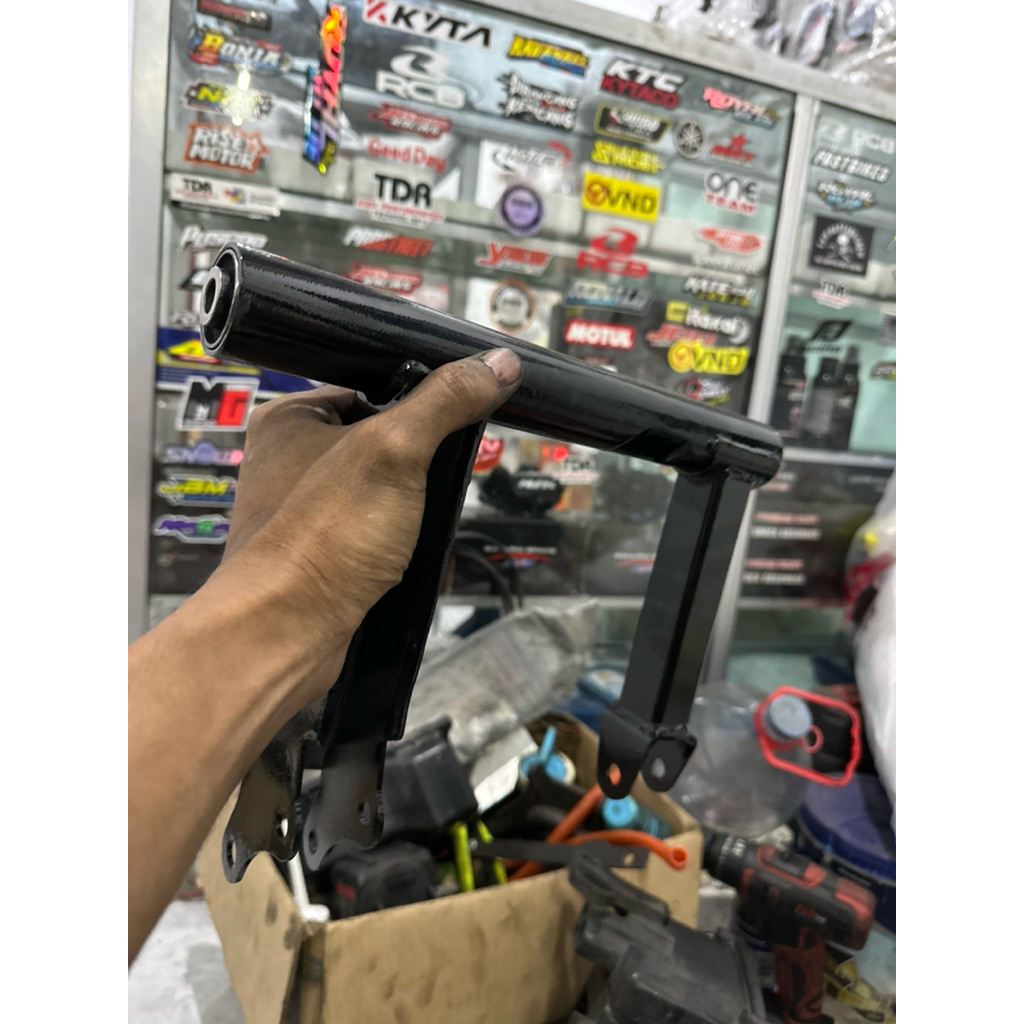 engine mounting nmax new/ aerox old/ aerox new/