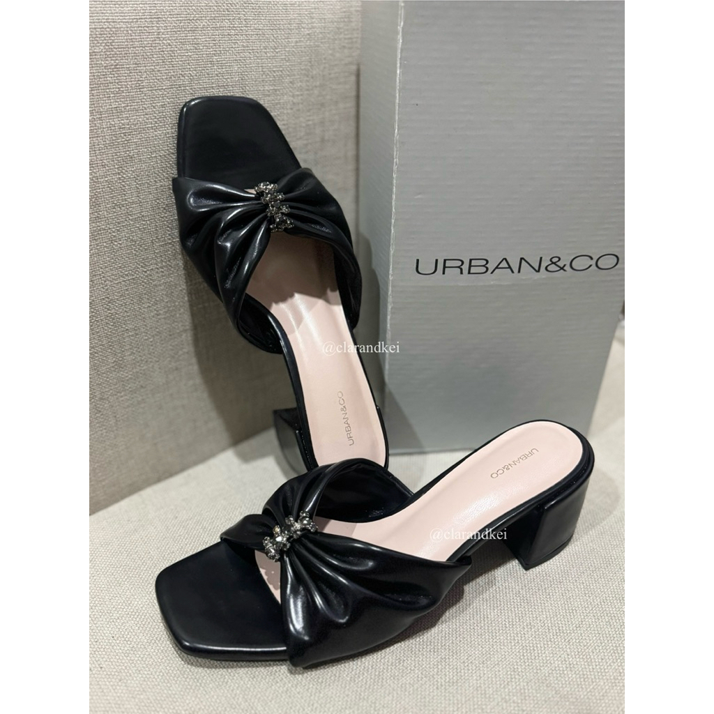 URBAN&CO Caluna Black Sandal Heels | Sandal Hitam