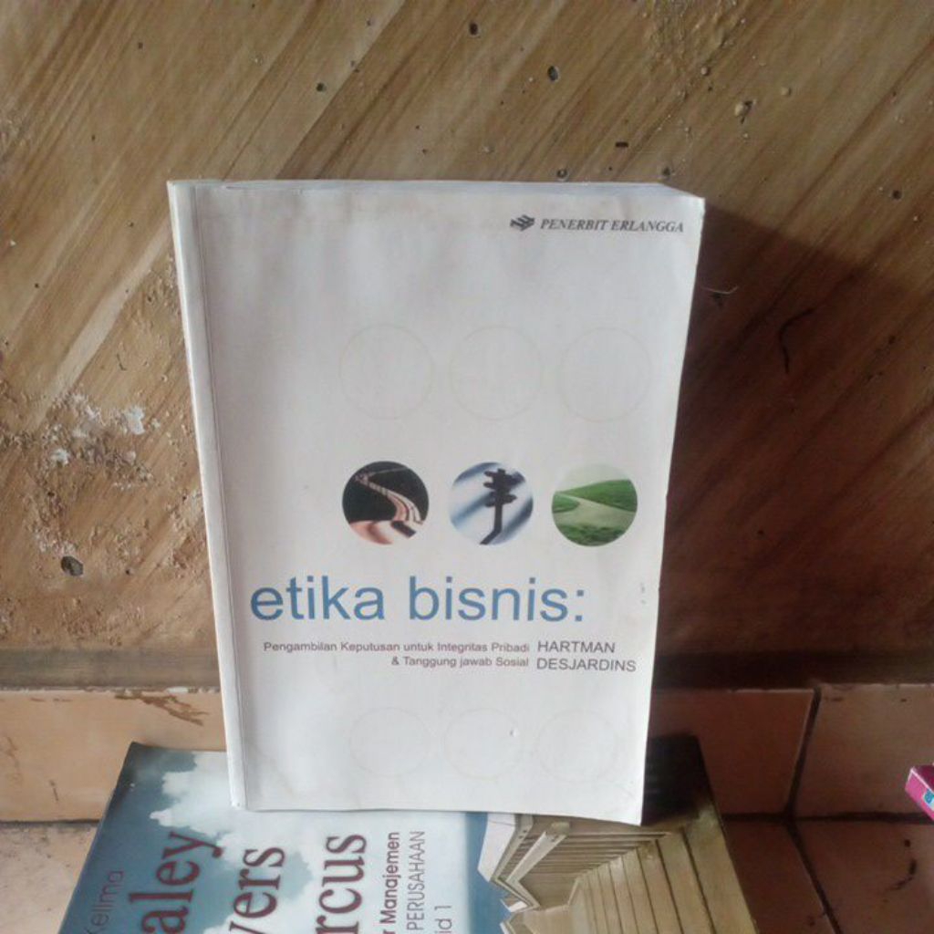 original bekas; Etika Bisnis oleh Hartman Desjardins Erlangga