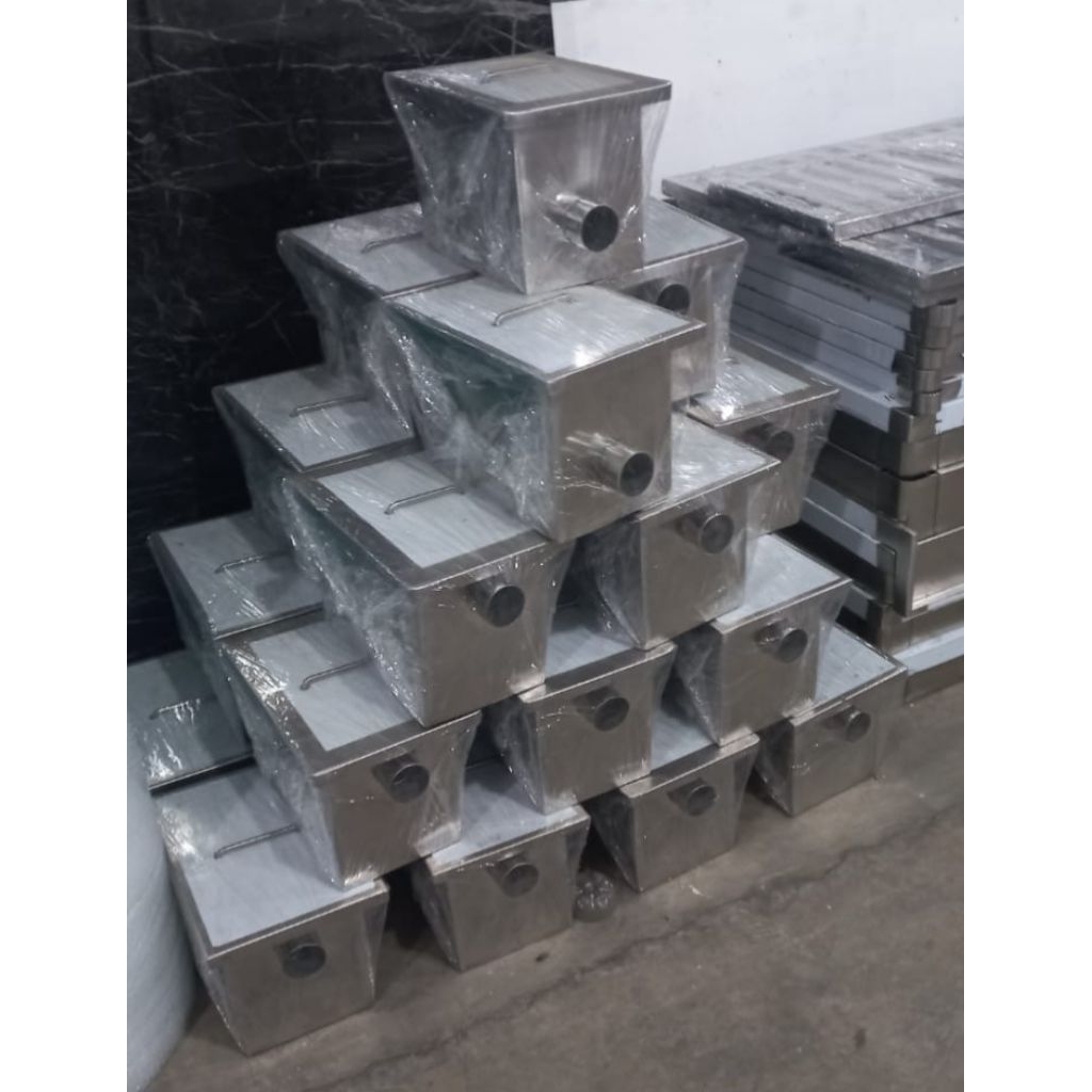 GREASE TRAP STAINLESS