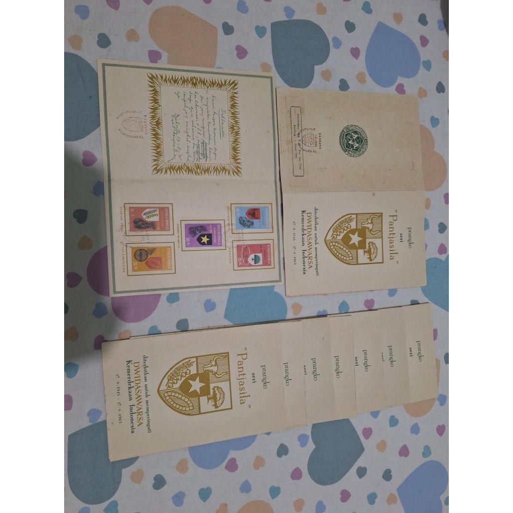 

perangko kuno Pancasila