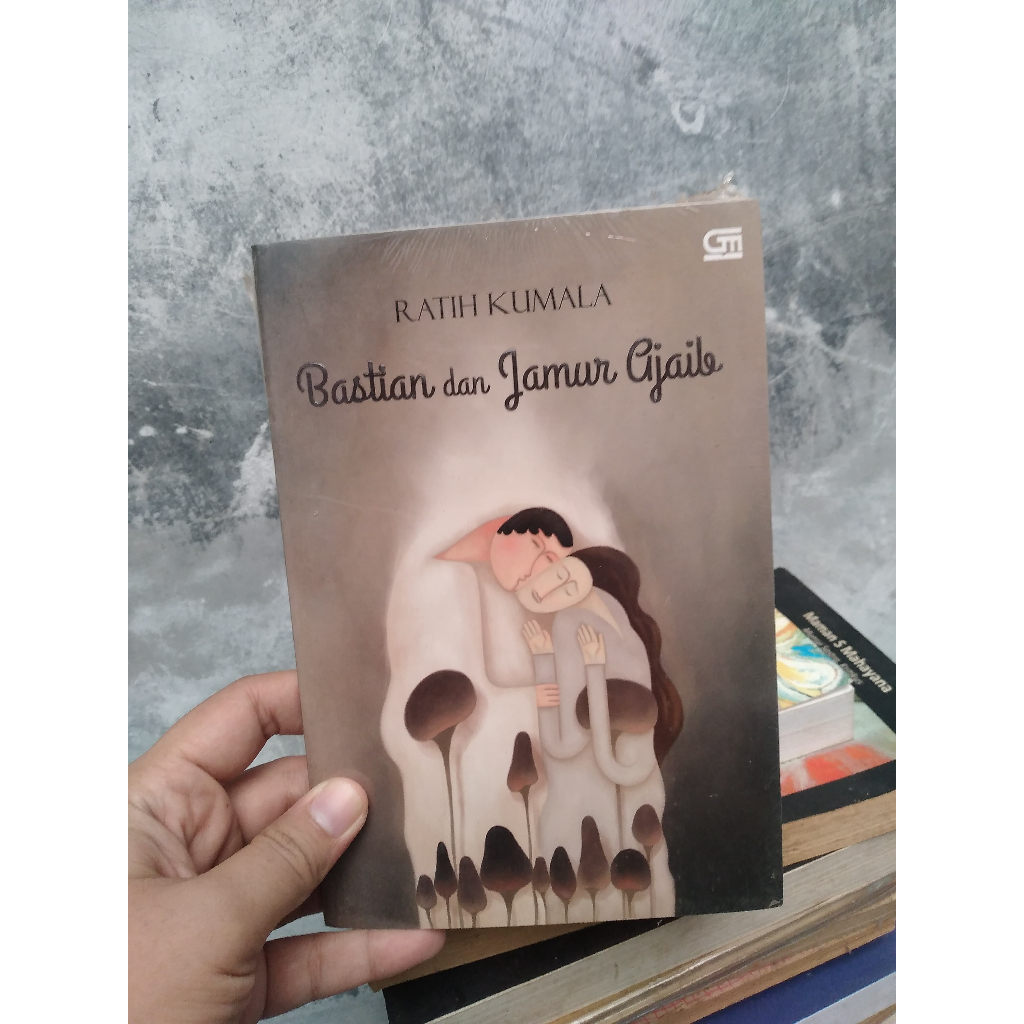 Buku Bastian dan Jamur Ajaib Penulis: Ratih Kumala