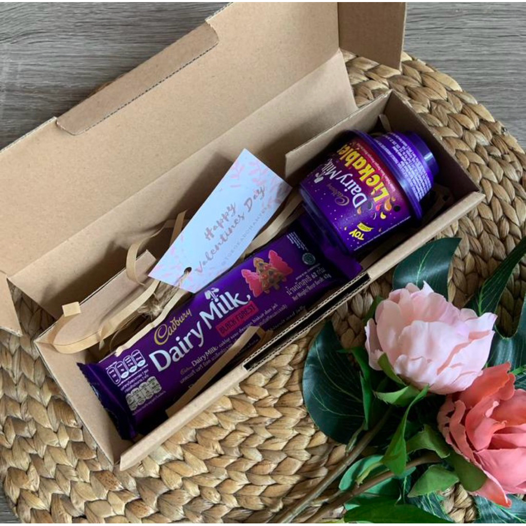 

Hampers Valentine Cadbury Kado Cewek