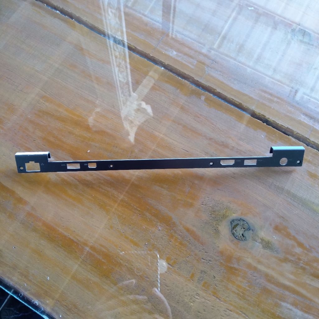 tutup engsel laptop dell latitude e7440