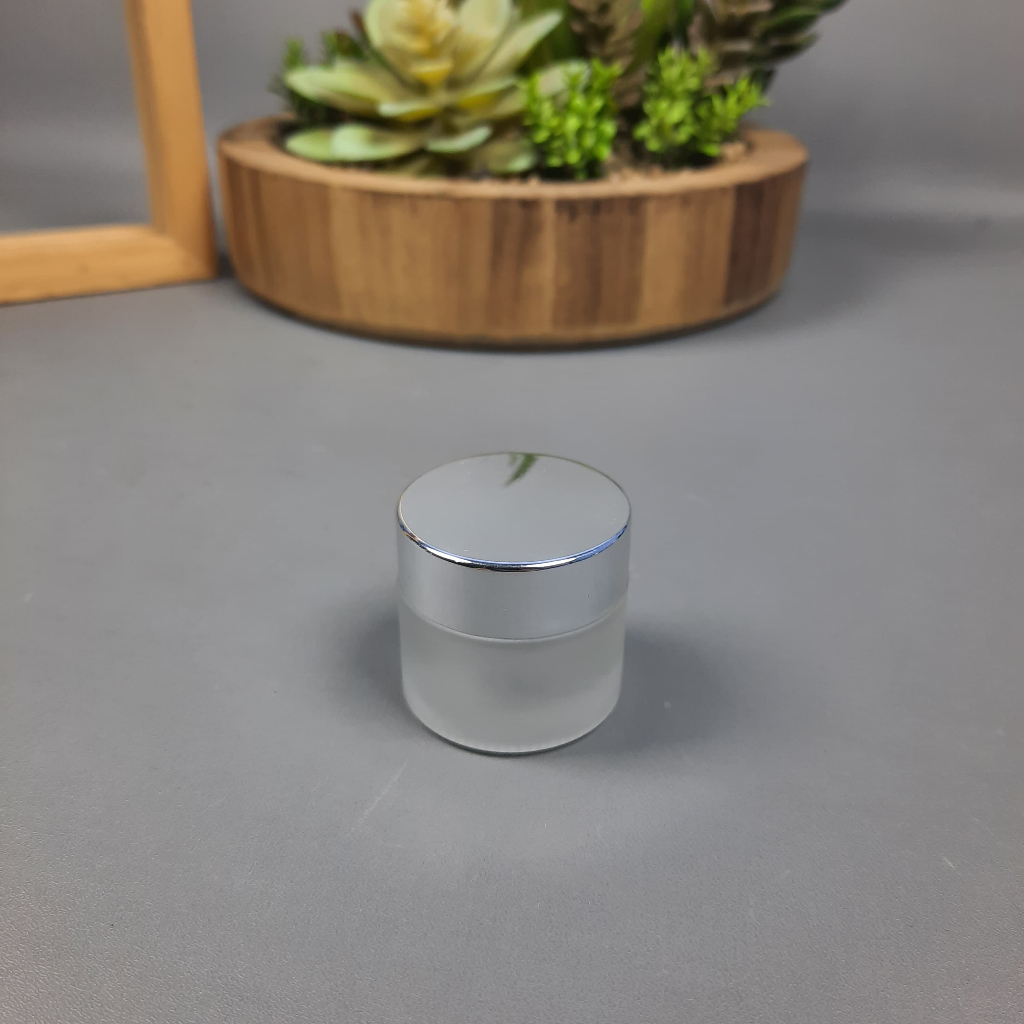 Pot Jar Kaca 10 Gram Frosted - Tutup Silver / Pot Kaca 10 Gram / Pot Import / Pot Cream 10 gram Baha