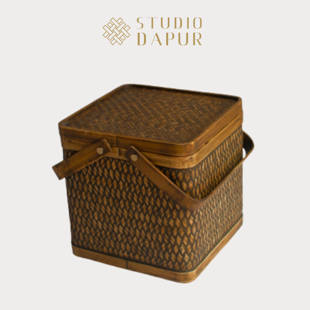 Studio Dapur Keranjang Piknik Hampers Anyaman Bambu Coklat Brown Bamboo Picnic Kemala Basket Large