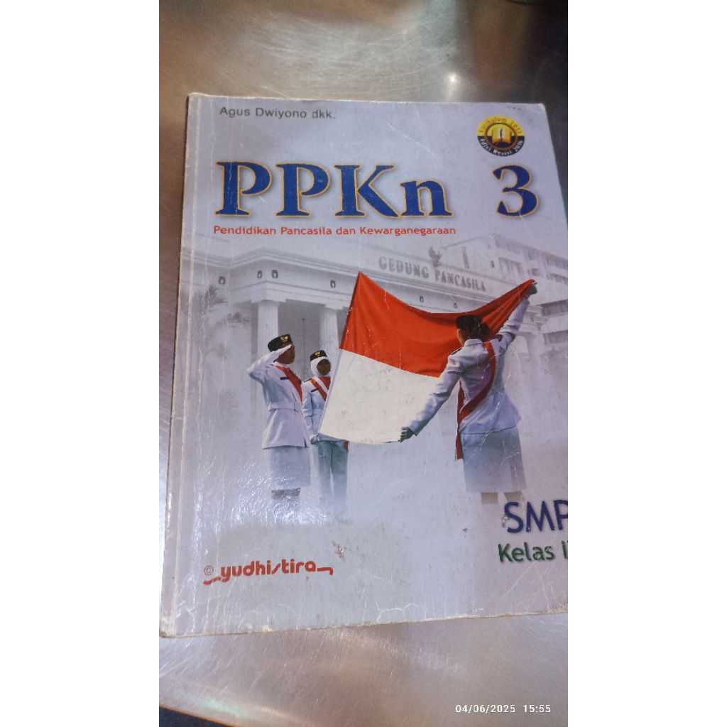 buku bekas ppkn kelas 9