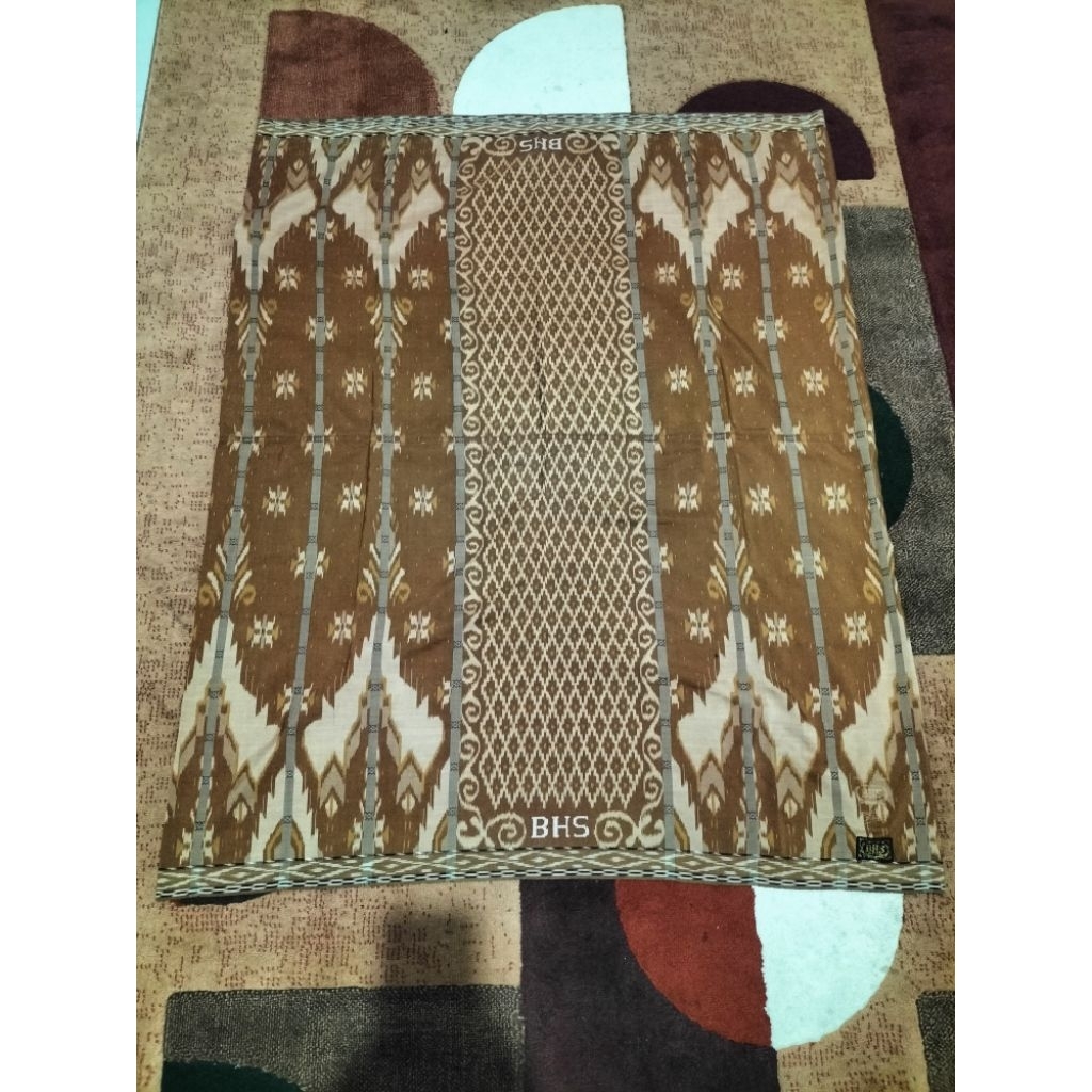 Sarung BHS TKC Kawung Gold Full Sutra Second Mantap