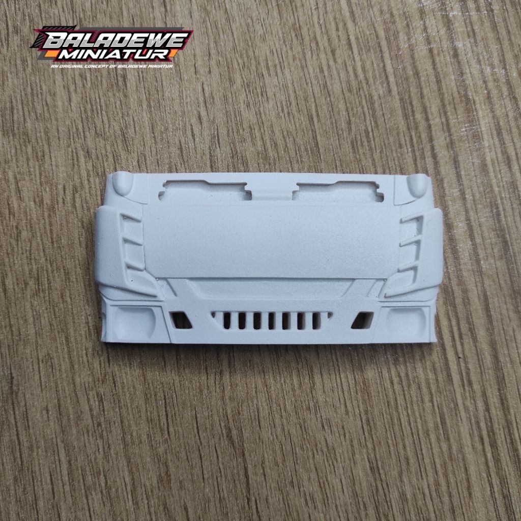 Skala Truk Plastik Face Canter Grill Giga Bolong Untuk Modif Miniatur