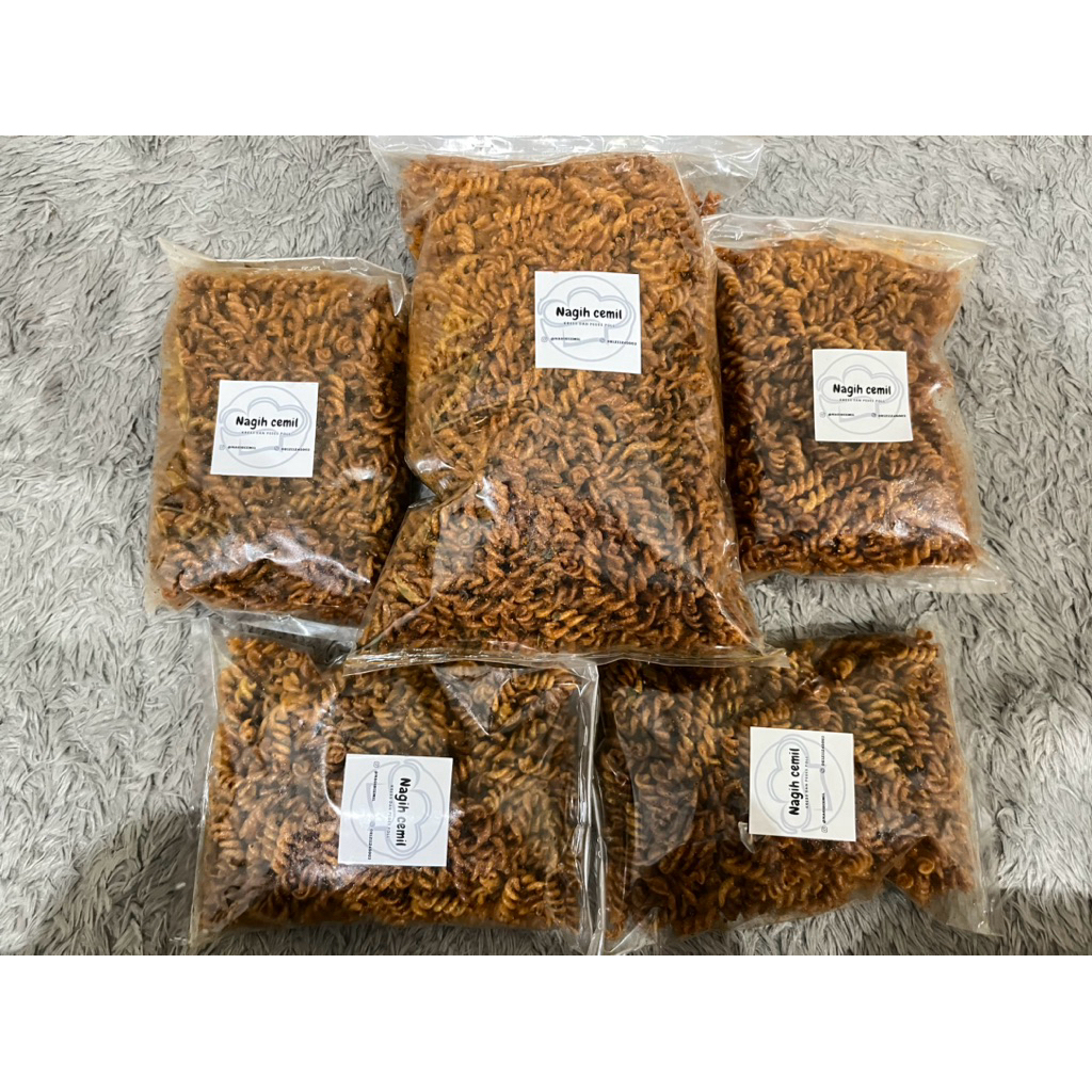 

MAKARONI SPIRAL 1 KG