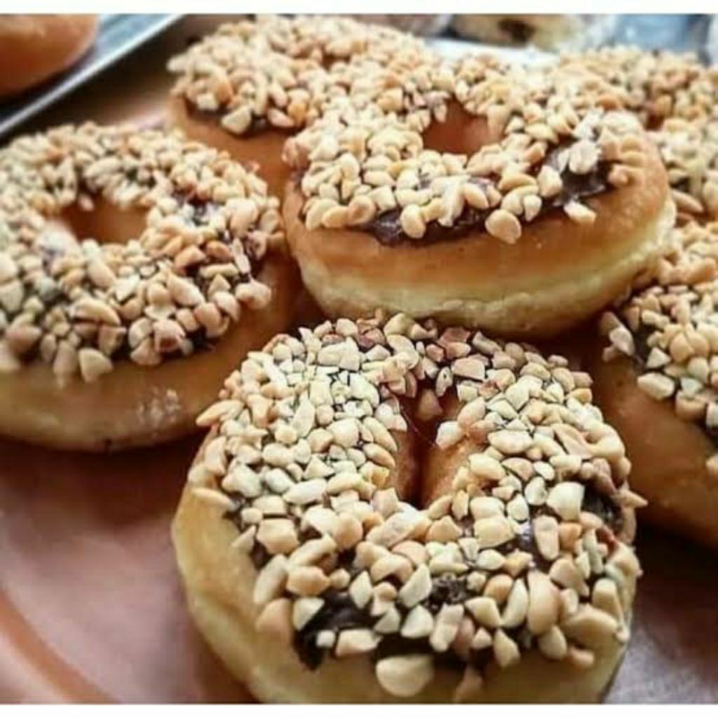 

Donat Kacang Coklat