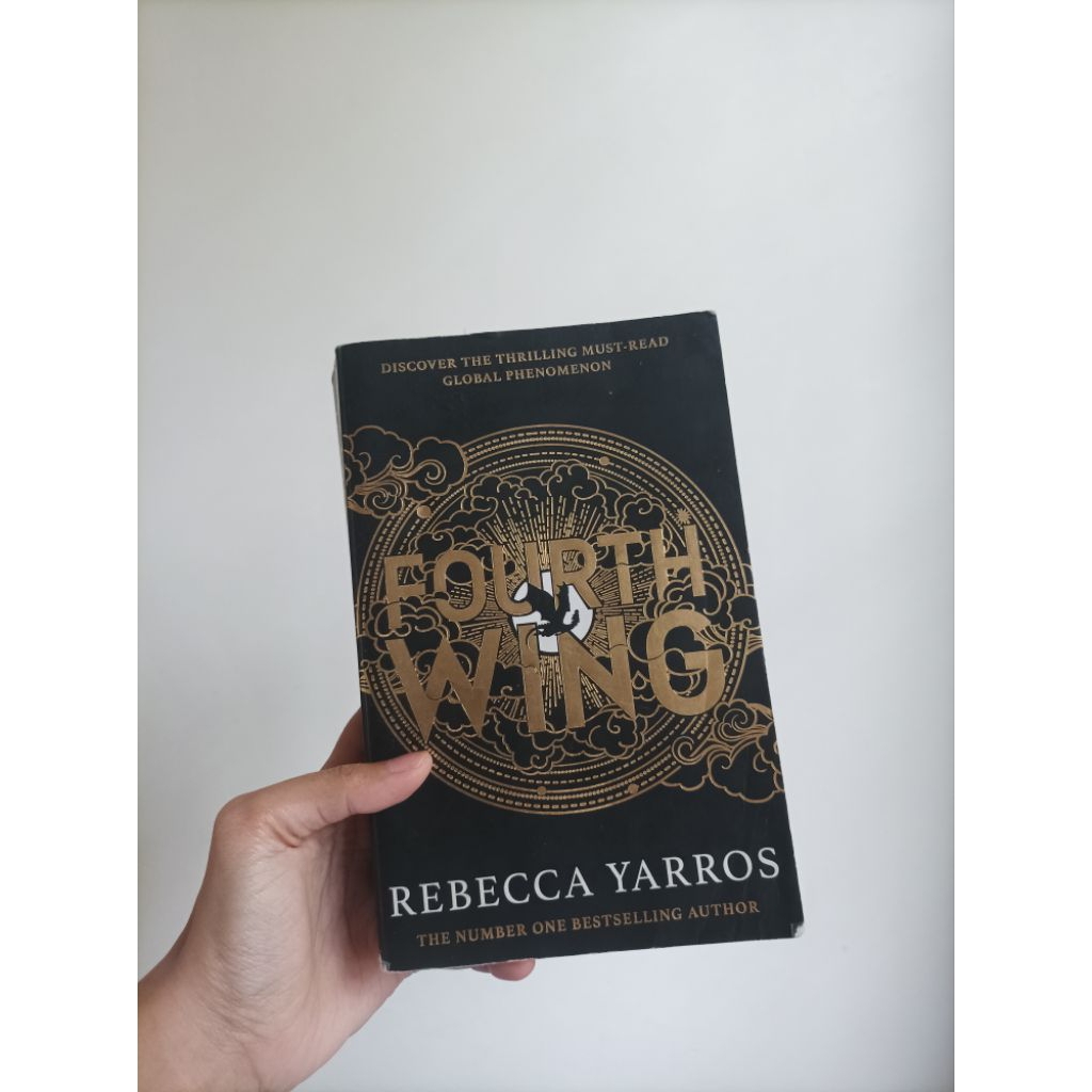 Fourth wing preloved (BOOKED)