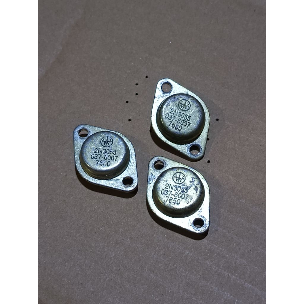transistor NPN 2N3055 motorola lawas vintage original