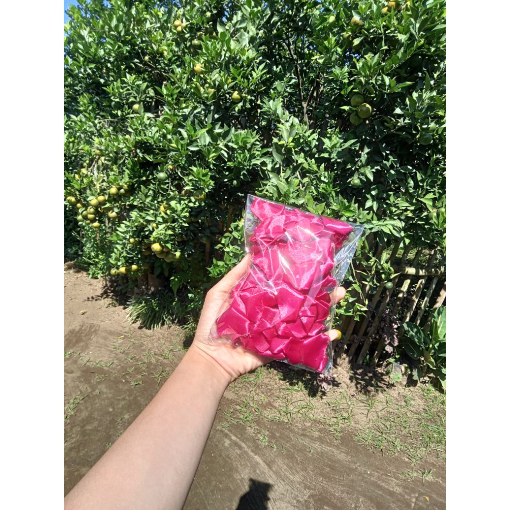 

100 pcs kelopak bunga mawar pita satin murah
