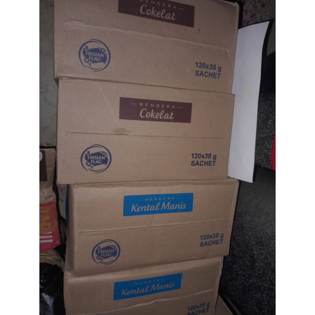 

susu frisian flag 1 dus isi 20 pak per pak isi 6 sachet