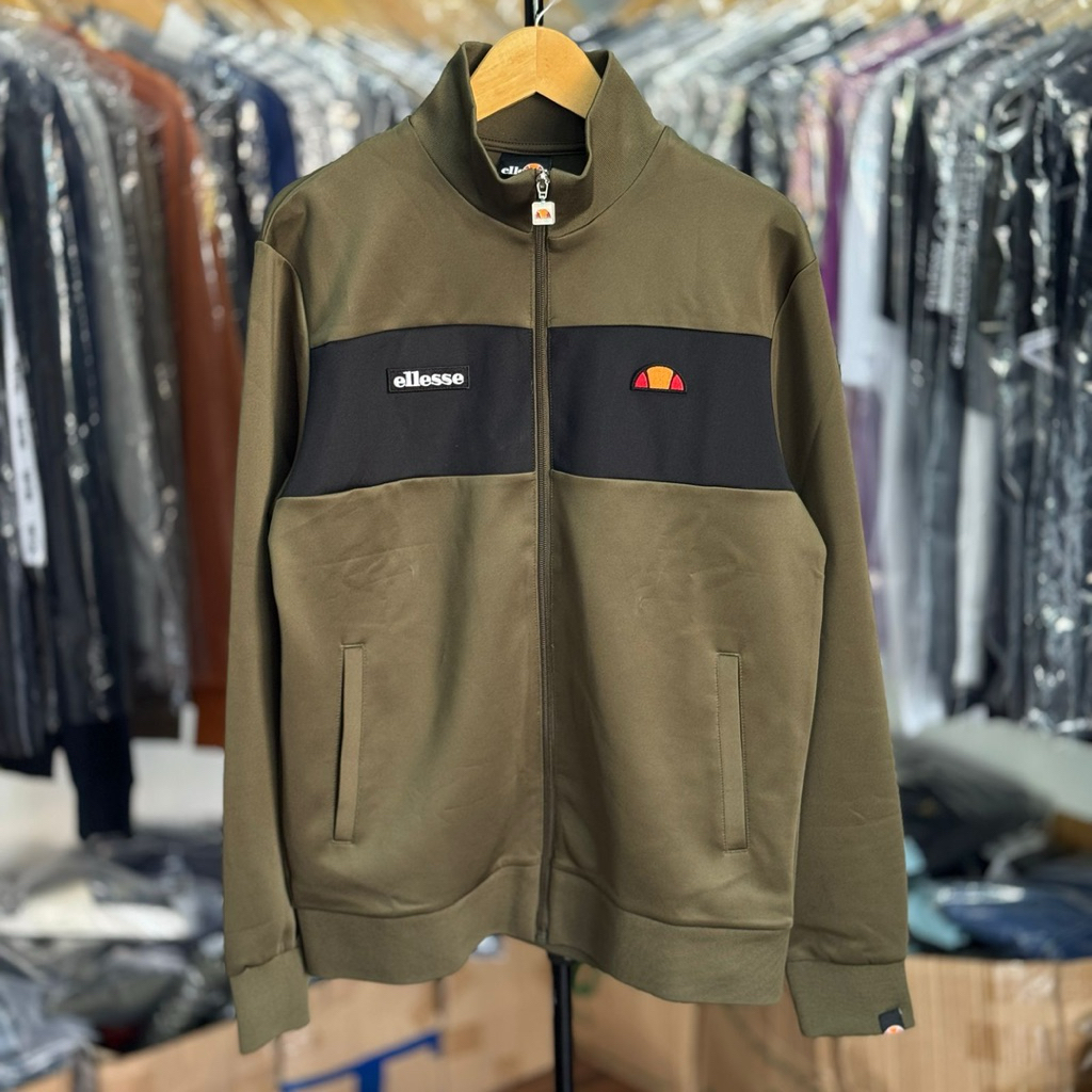 Tracktop Ellesse Pratensis Olive BNWT Original 100% S ( 69 x 52 ) M ( 71 X 54 )