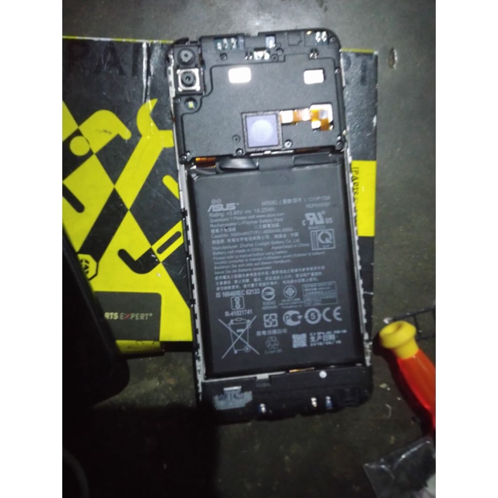 Part copotan Asus Zenfone max pro m1