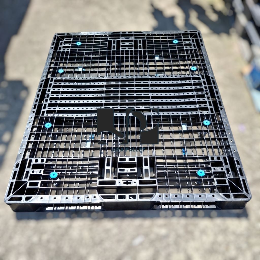 

pallet pelastik ukuran (110×140×10cm) termurah