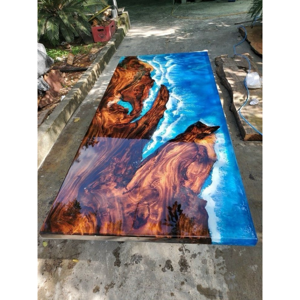 Meja Trembesi Resin/ Meja Makan trembesi Resin / Meja Resin Motif Ombak / Meja Resin Motif Bintang L