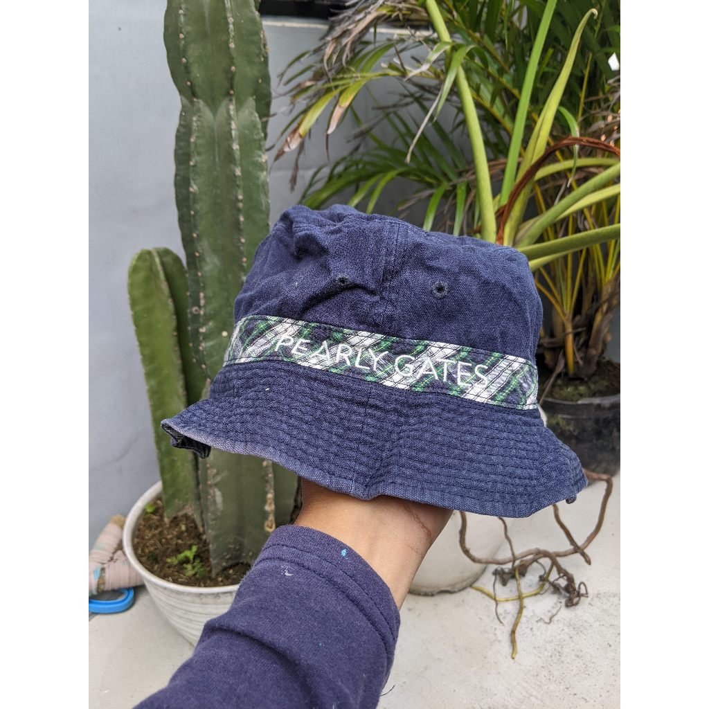 TOPI BUCKET HAT PEARLY GATES