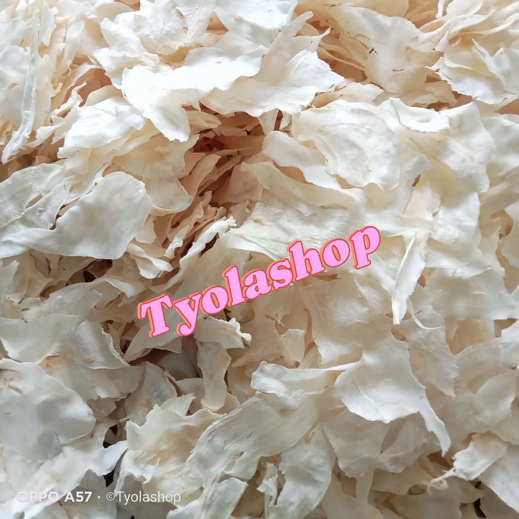 

Kripik singkong rasa gadung mentah, READY STOK SIAP KIRIM