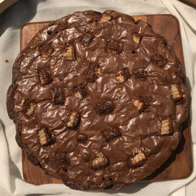 

FUDGY BROWNIES CLASSIC BY HEAVENBAKED