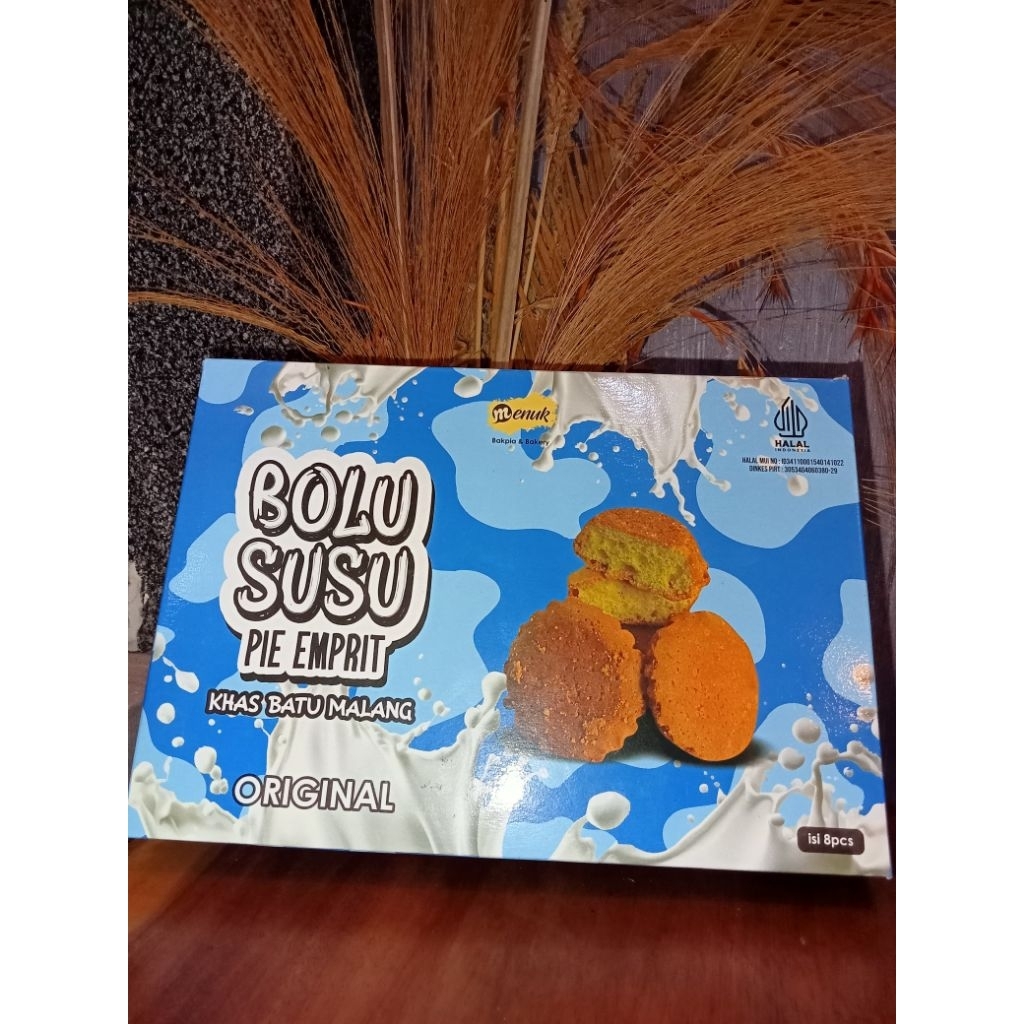 

Bolu Susu (Pie Emprit) Khas Batu Malang