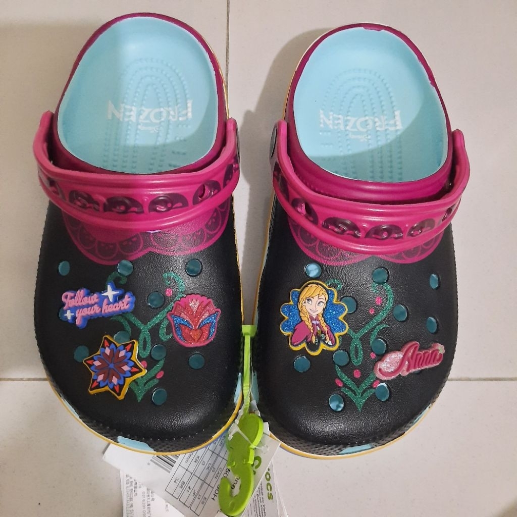 PROMO Ori NO Second Crocs Disney Frozen Flat Shoes Size J3 / 34-35 (21,5 -22cm) Sandal Anak Slop Kar