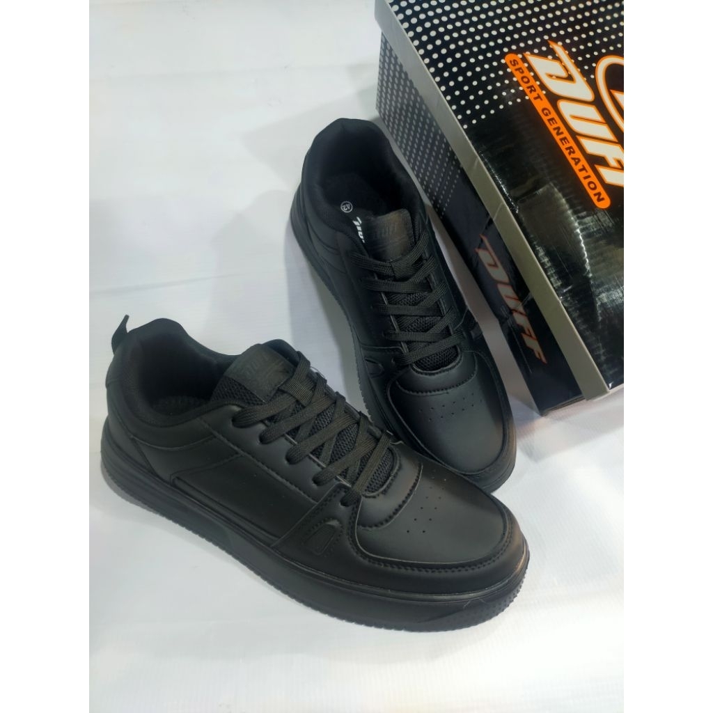 Sepatu sneakers pria fashion hitam pekat Duff Raiden original