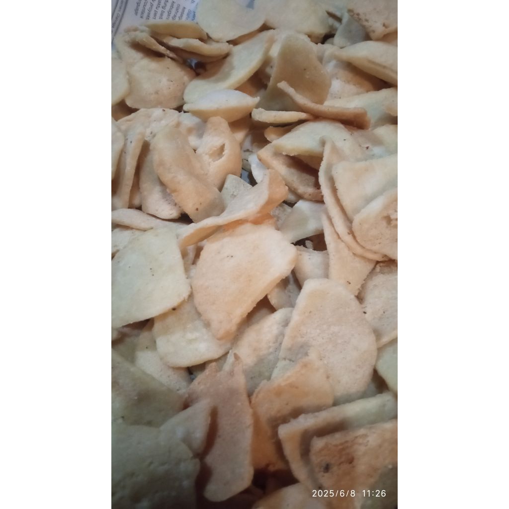 

keripik getas/keripik beras homemade camilan khas gresik gurih renyah ngeprul kemasan thinwall 750ml