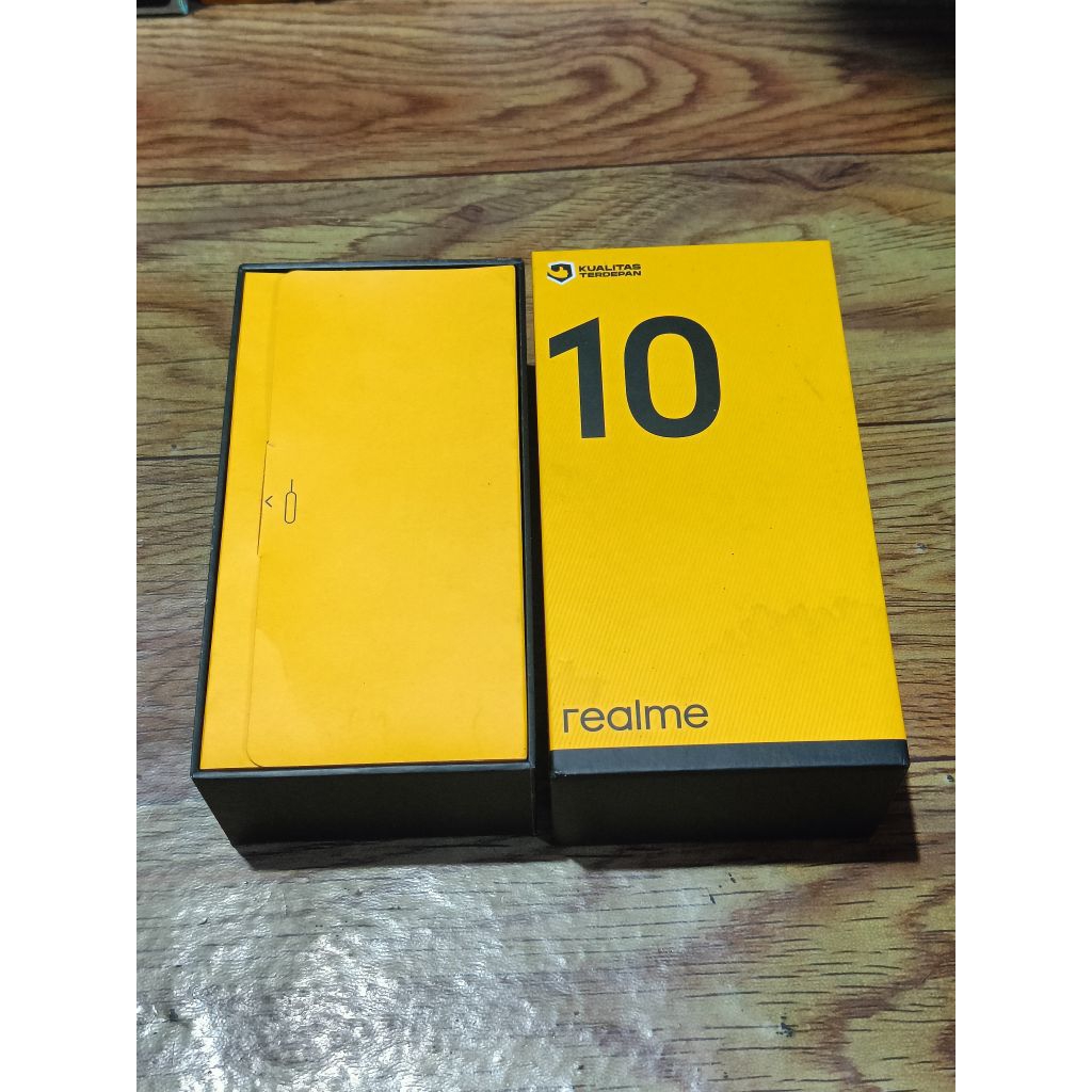 

KARDUS DUS BOX HP REALME 10 KONDISI SESUAI DI FOTO