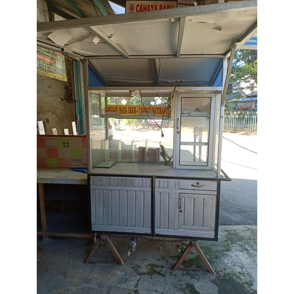 bekas etalase / gerobak alumunium makanan roda motor 120cm