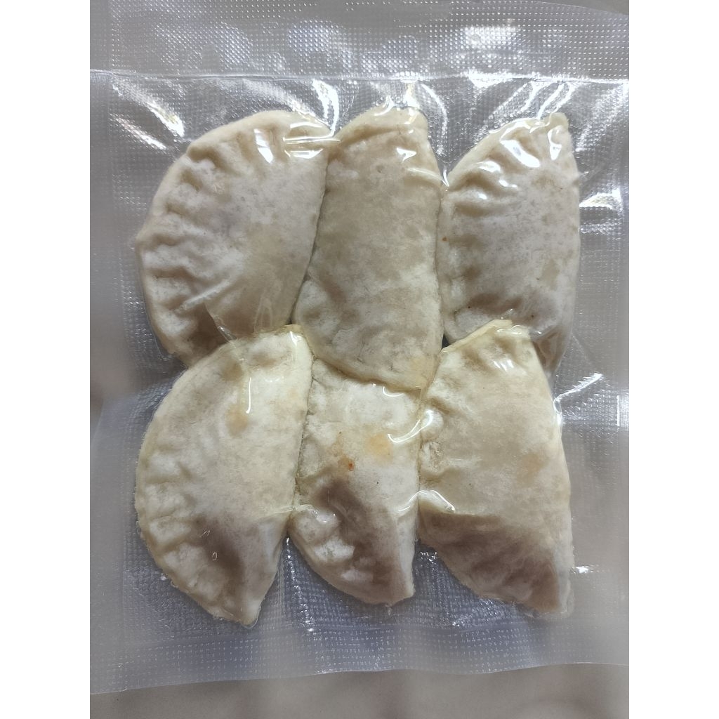 

cireng isi ayam suir,sosis ukuran sedang 1 pack isi 6pcs