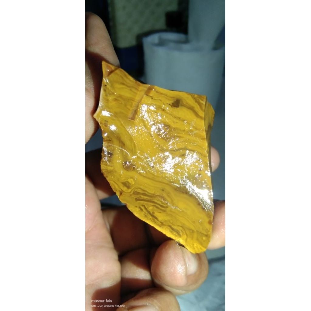 Batu fosil kayu jati super crystal