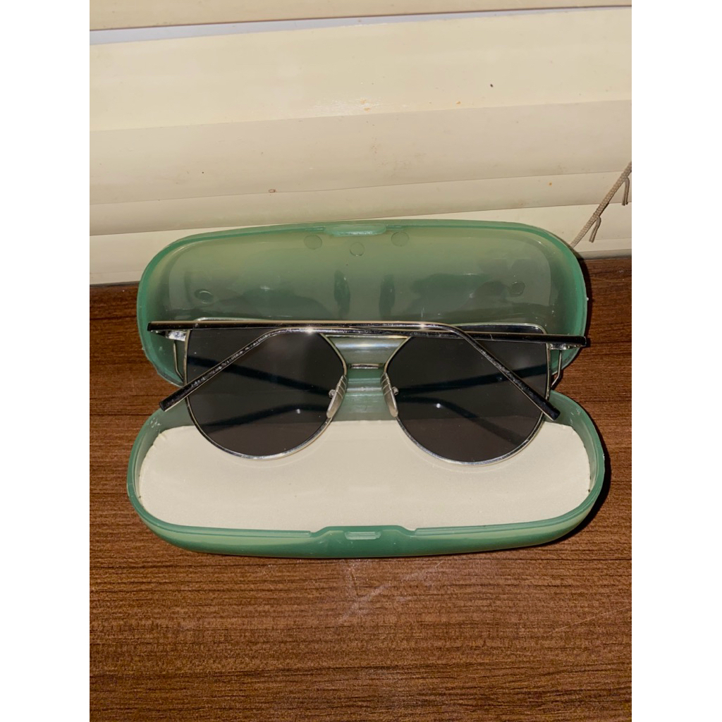 Preloved Sunglasses