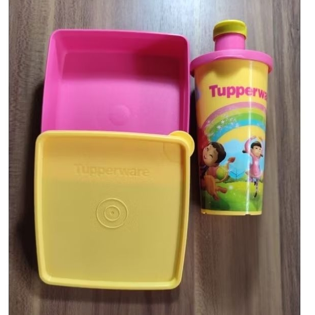 Paket Set Lunch Box dan Botol Minum Tupperware original
