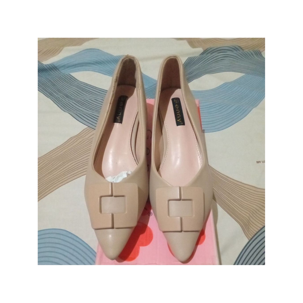 sepatu genny