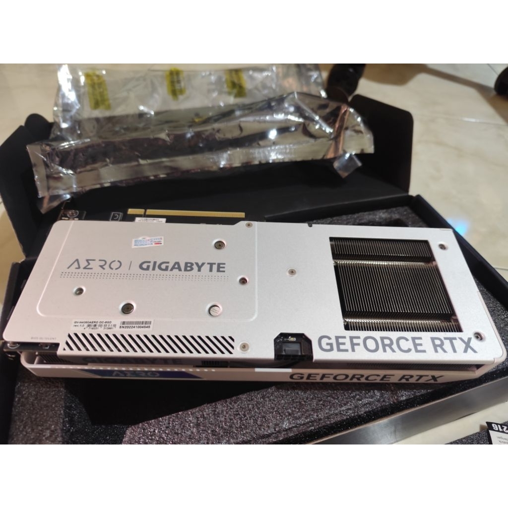 VGA RTX 4060 8GB GIGABYTE AERO Second Normal