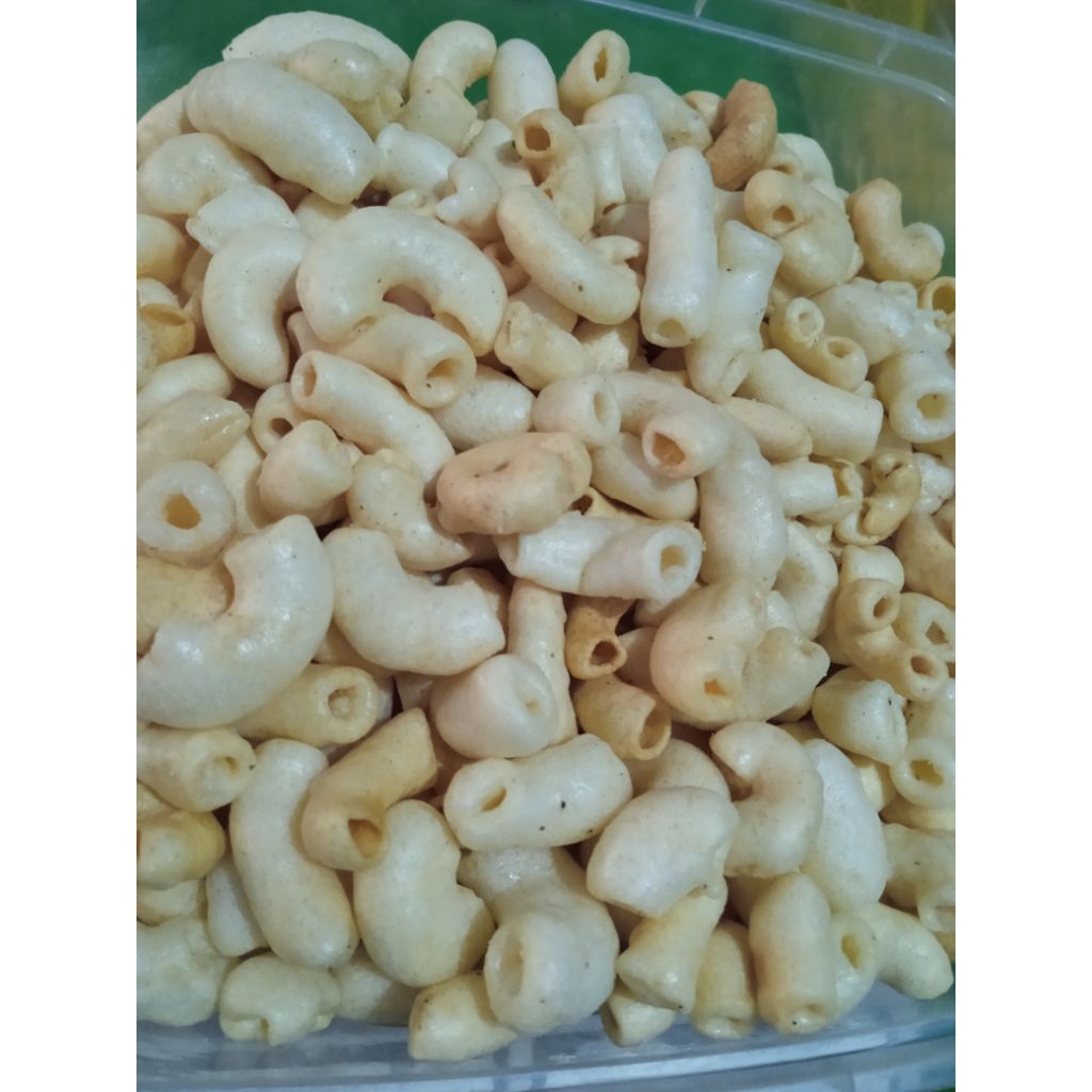 

kerupuk makaroni gurih / enak / murah