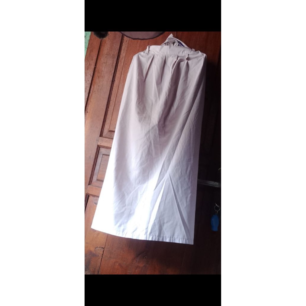 preloved rok putih sekolah