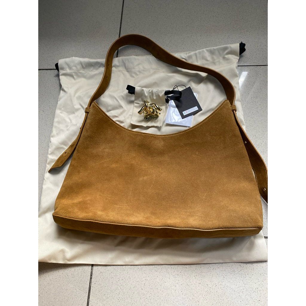 preloved Rounn x Jovi Adhiguna ABSOLUTELY KNOT MEDIUM